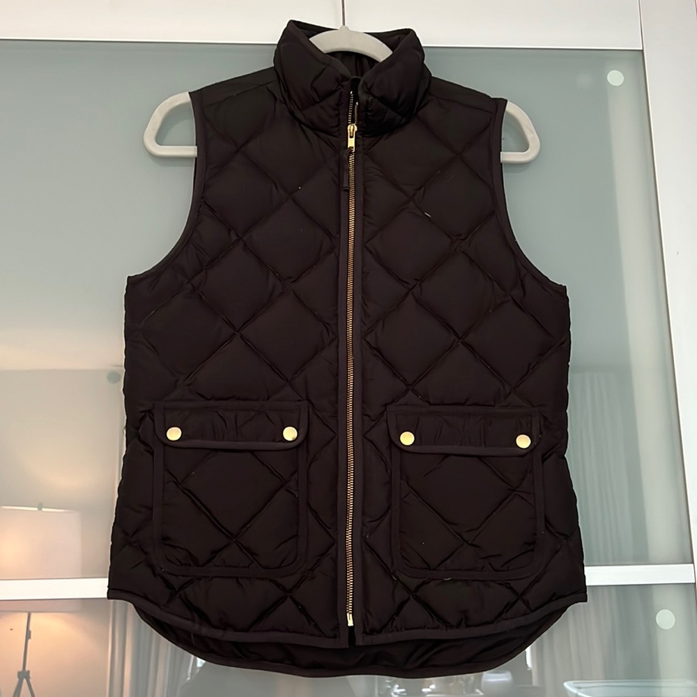 J. Crew black quilted puffer vest. Size XS.